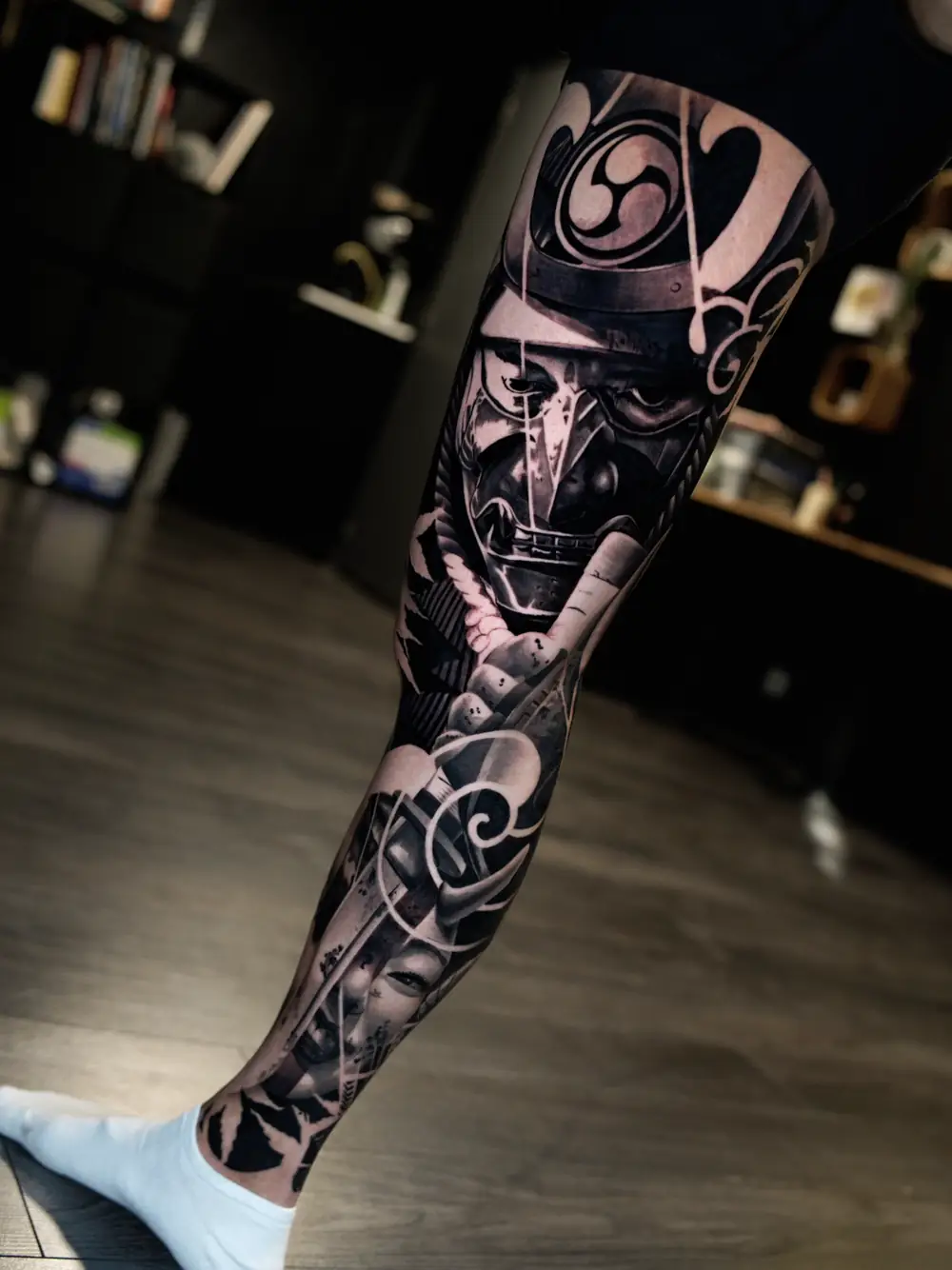 Tatouage réalisme noir et gris — galerie 12